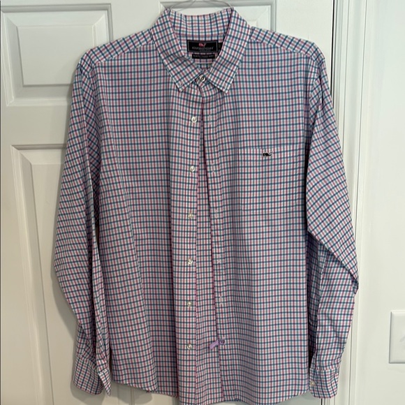 Vineyard Vines Blue and Purple Casual Button Down Shirt - Picture 1 of 4